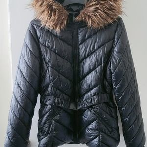 H&M Fur Collar jacket with bench waits belt